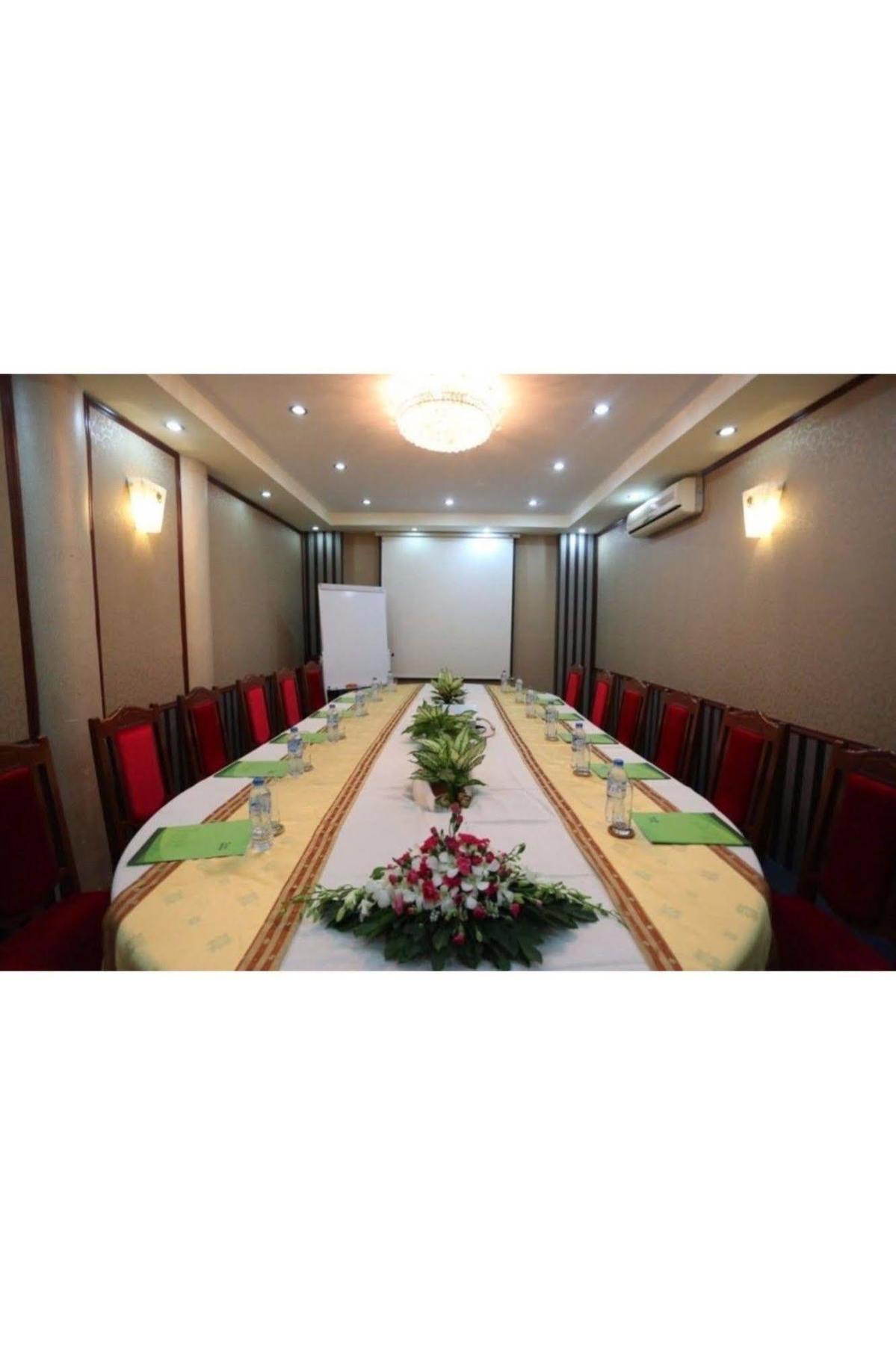 Royal Hotel Vung Tau Buitenkant foto